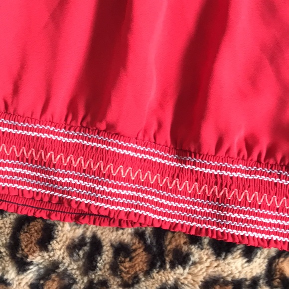 One shoulder red crop top junior medium - Picture 2 of 4